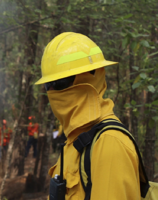casco para bomberos