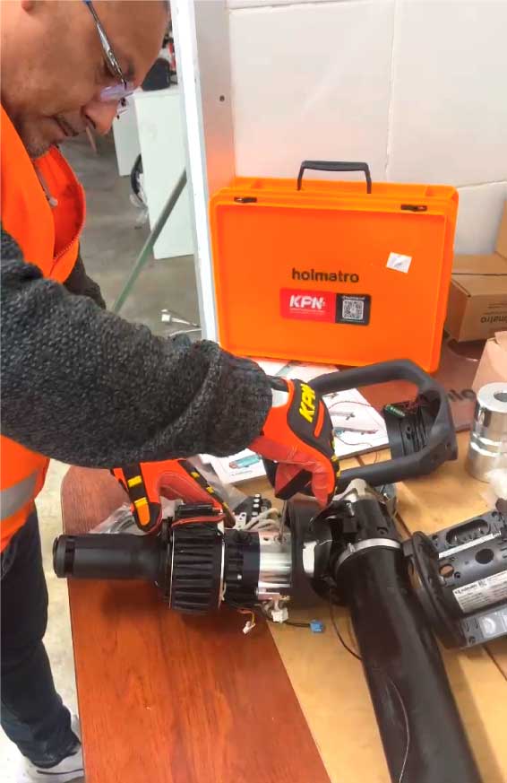 mantenimiento herramienta de rescate vehicular holmatro perú