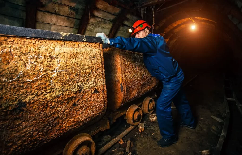 Conoce los tipos de guantes de seguridad para minería